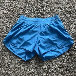 Lululemon hotty hot shorts size 6
